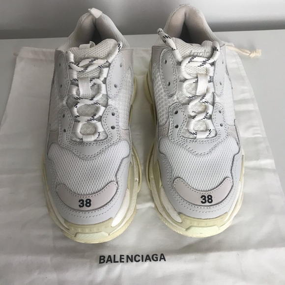 Balenciaga Triple S Sneakers ⚡️ SOLD - Picture 3 of 11